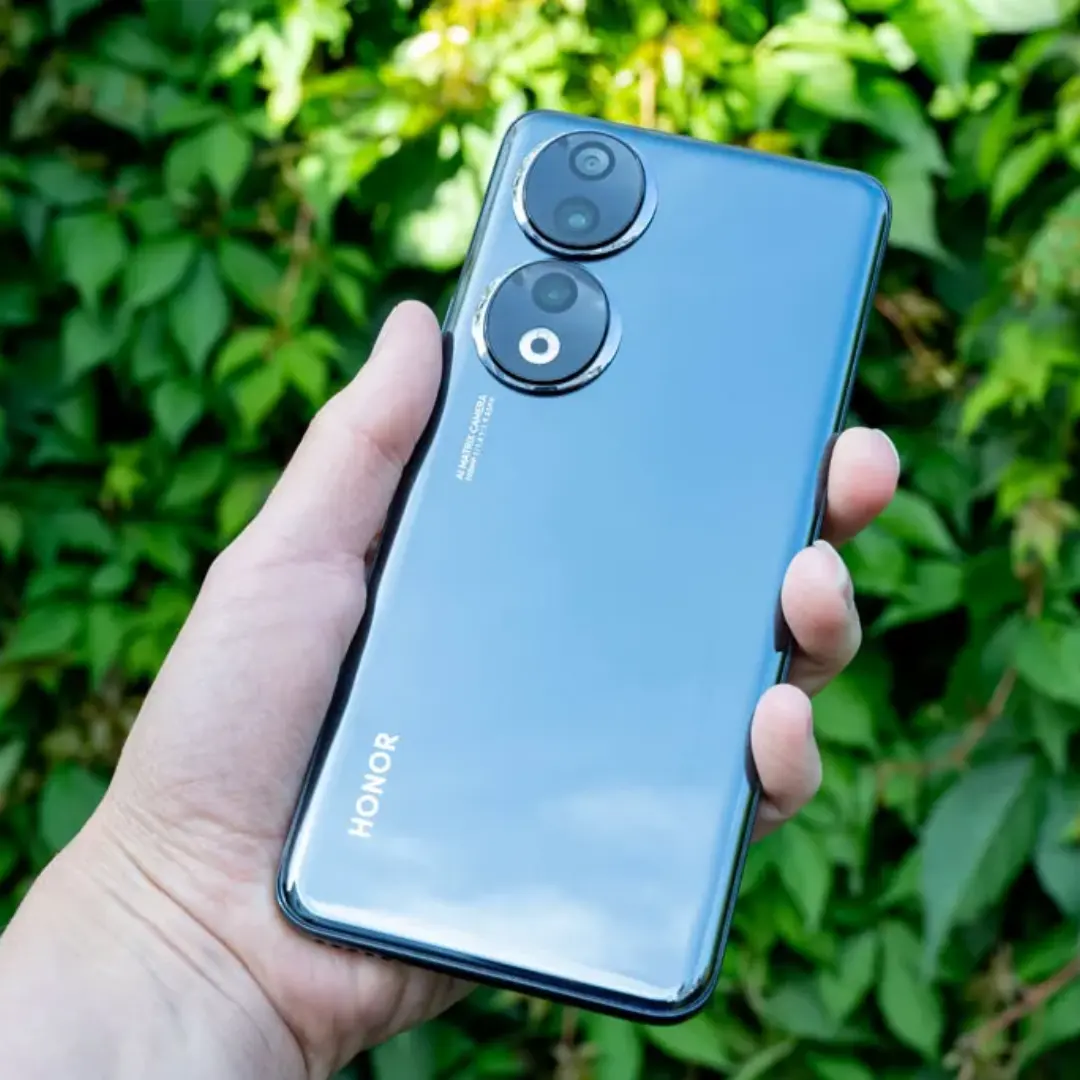 HONOR-Mobile-Phones.webp