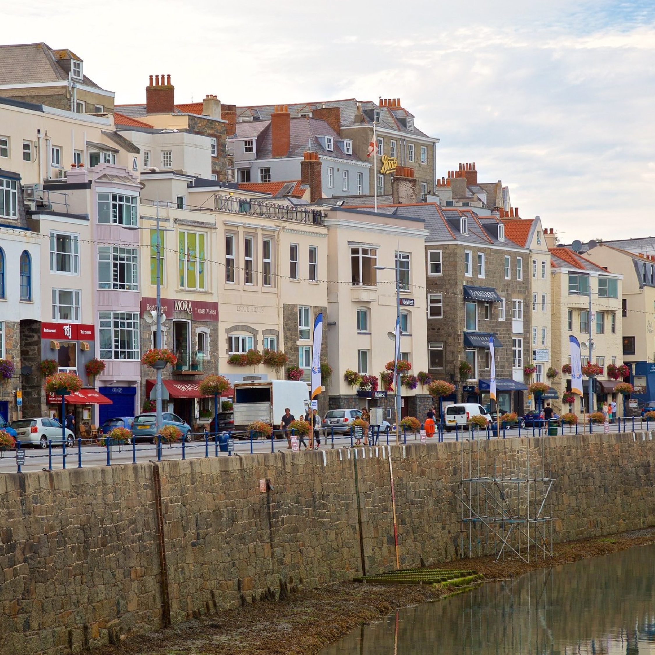 eSIM for Guernsey